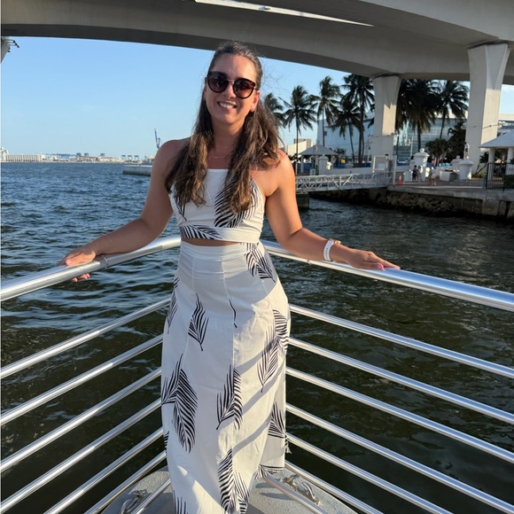 Mellin is LIVE!!! 🔥💕🛍️ LIKE FOR NOTIFICATION - Picture 6 of 6